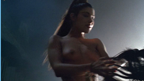 Pic: Valentina Vargas in Street of No Return