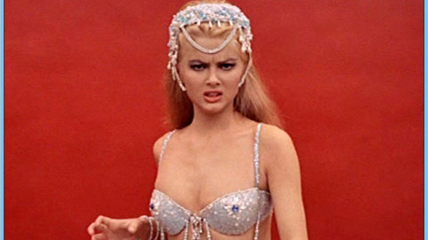 Pic: Pamela Tiffin in Oggi, domani, dopodomani