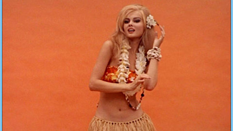 Pic: Pamela Tiffin in Oggi, domani, dopodomani