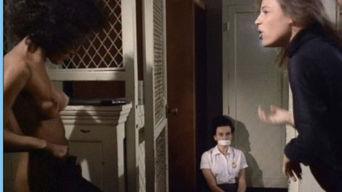 Pic: Jeannie Bell in Policewomen