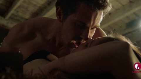 Pic: Shiri Appleby in UnREAL