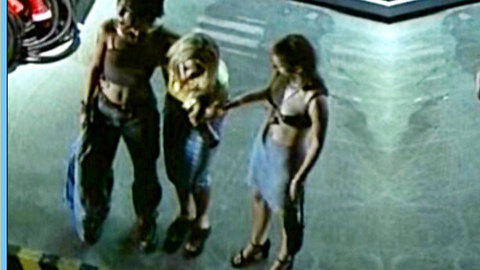 Pic: Annett Renneberg in Hinter dem Regenbogen