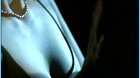 Pic: Annett Renneberg in Der Blaue Vogel