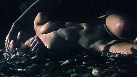 Pic: Isabella Ferrari in Cronaca di un amore violato