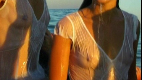 Pic: Barbara Schulz in Les textiles