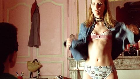 Pic: Natacha Régnier in Criminal Lovers (1999)