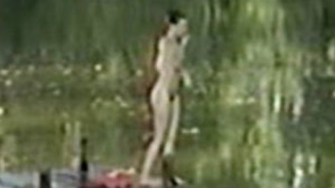 Pic: Nathalie Cardone in Le sourire