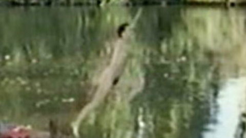 Pic: Nathalie Cardone in Le sourire