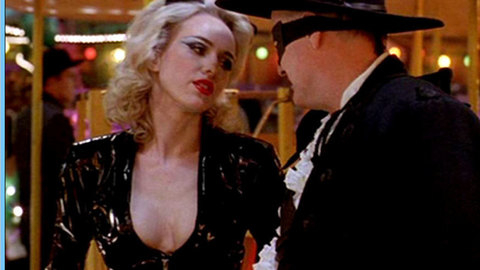 Pic: Naomi Watts in Undertaking Betty