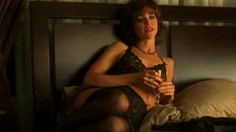 Pic: Amy Pietz in CSI: Crime Scene Investigation (2000-2015)