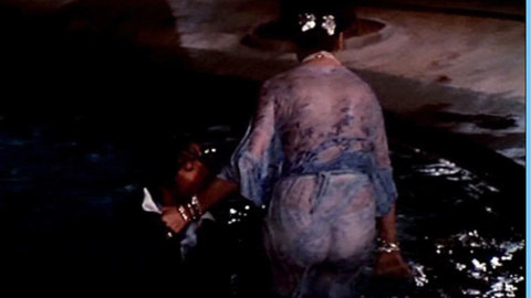 Pic: Claudine Auger in Aragosta a colazione