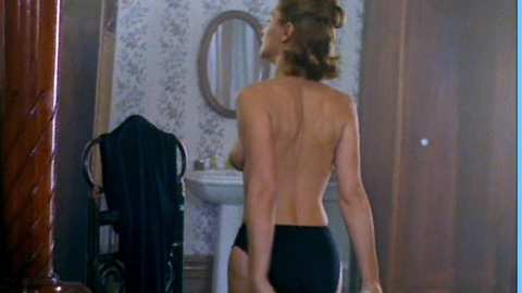 Pic: Sofia Shinas in The Hunger