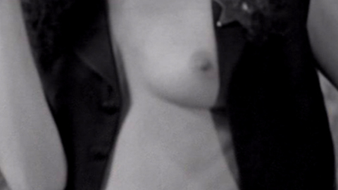 Pic: Anne Brochet in Dust