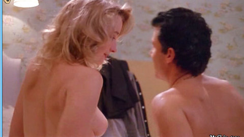 Pic: Pauline Lafont in Sale destin