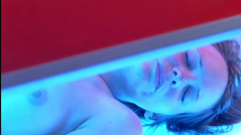 Pic: Laura Tonke in Gegenüber Von Trost