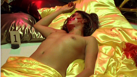 Pic: Michou Pascale Anderson in Mit Herz und Handschellen