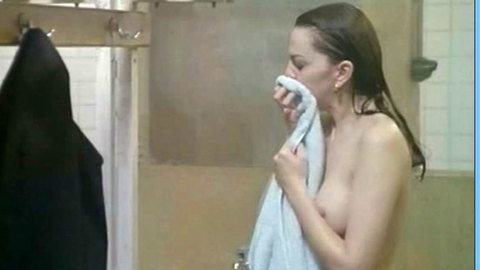 Pic: Consuelo De Haviland in Dancing Machine