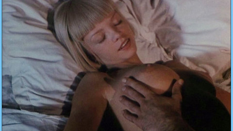 Pic: Jennifer Inch in Lady Libertine