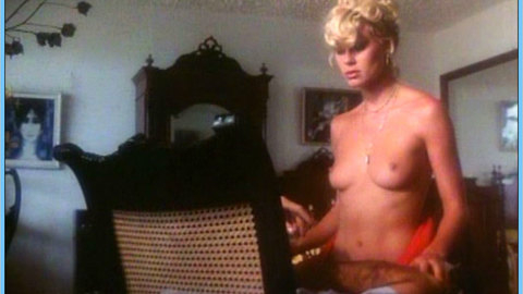 Pic: Bea Fiedler in Island of 1000 Delights