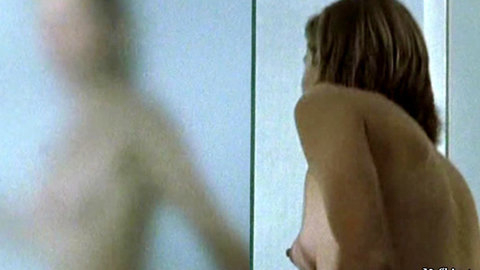 Pic: Ursula Karven in Stärker als der Tod