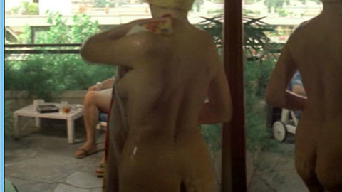 Pic: María Baxa in Spogliamoci così senza pudor