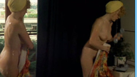 Pic: María Baxa in Spogliamoci così senza pudor