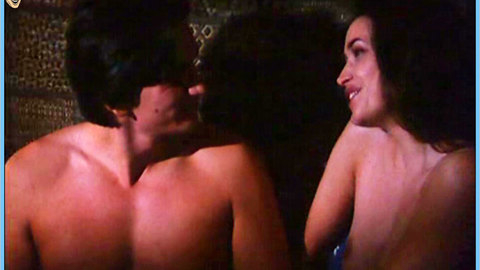 Pic: Cécile Pallas in Arthur et Théa