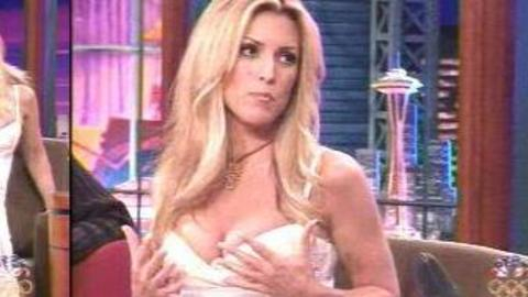 Pic: Jillian Barberie in The Tonight Show with Jay Leno (1992-2009)