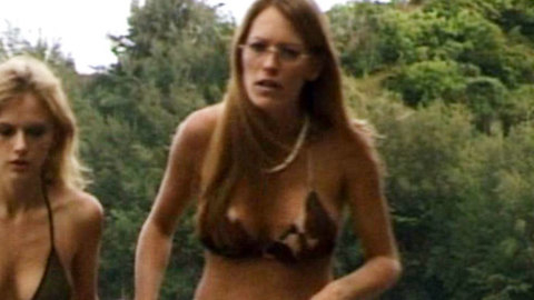Pic: Samantha Phillips in Treasure Hunt!