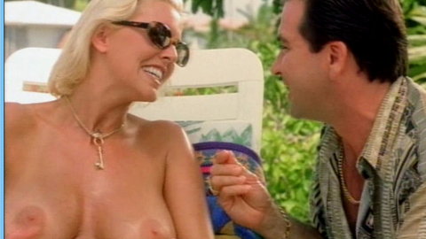 Pic: Amy Lynn Baxter in Smokin' Stogies