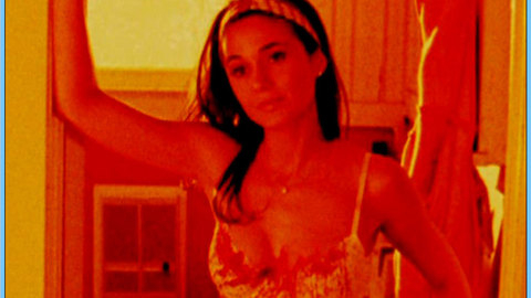 Pic: Emmanuelle Chriqui in Deceit (2006)