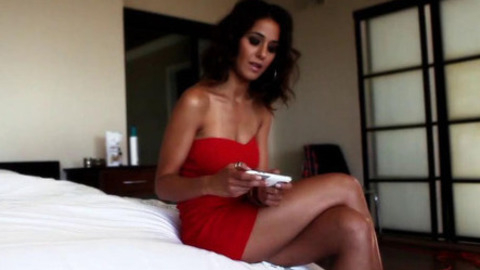 Pic: Emmanuelle Chriqui in I Could Be The Best Time Of Your Life