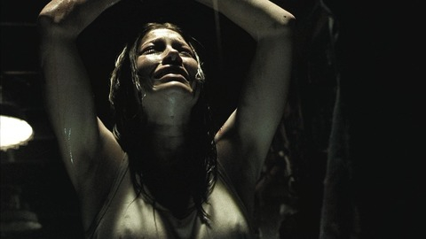 Pic: Jessica Biel in The Texas Chainsaw Massacre