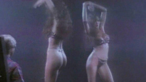 Pic: Julie Strain in Future Shock