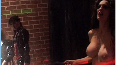 Pic: Julie Strain in Blood Gnome