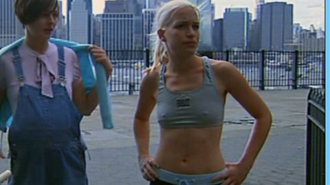 Pic: Piper Perabo in Perception