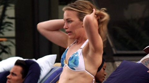 Pic: Piper Perabo in Covert Affairs