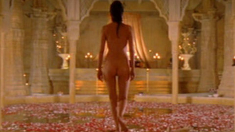 Pic: Ziyi Zhang in Legend of the Black Scorpion