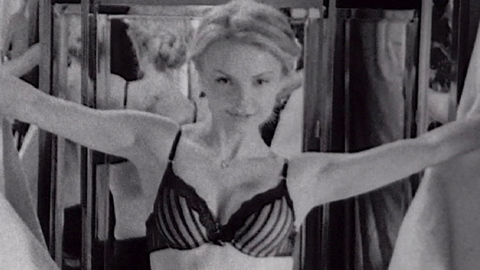 Pic: Izabella Miko in Love Bites