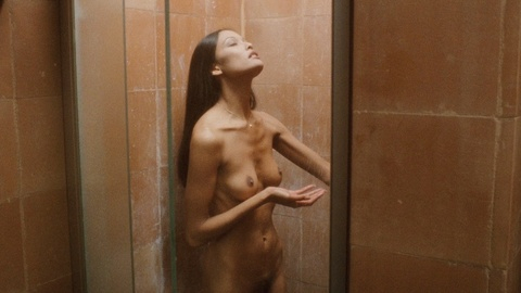 Pic: Laura Gemser in Emanuelle in Bangkok