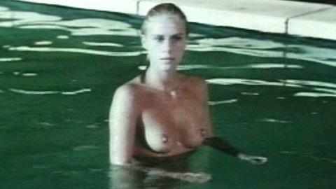 Pic: Belinda Mayne in White Fire