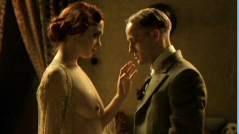 Pic: Julia Richter in Sass