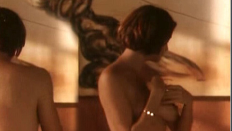 Pic: Lynette Walden in Almost Blue