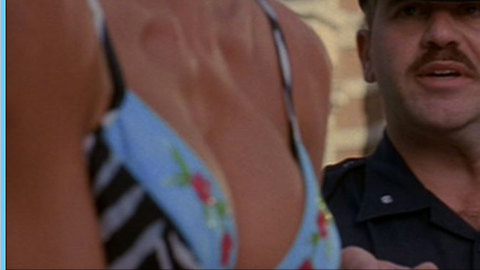 Pic: Gisele Bundchen in Taxi