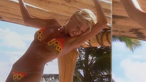 Pic: Kylie Bax in Sports Illustrated: Swimsuit 2000 (2000)