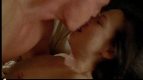 Pic: Nicole Bilderback in The New Twenty