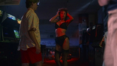 Pic: Michelle Bauer in Sorority Babes in the Slimeball Bowl-O-Rama