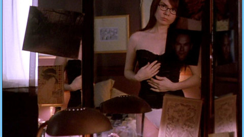 Pic: Nadia Litz in The Five Senses