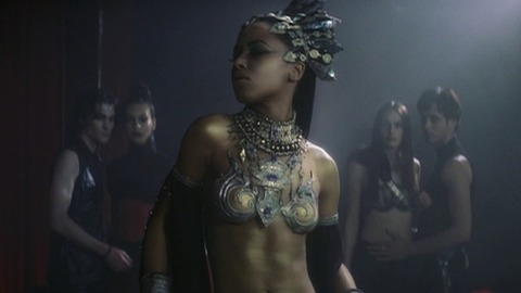 Pic: Aaliyah in Queen of the Damned
