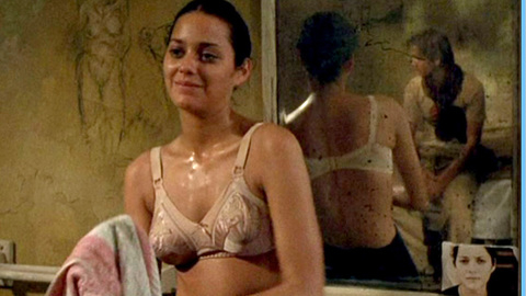 Pic: Marion Cotillard in Furia (1999)